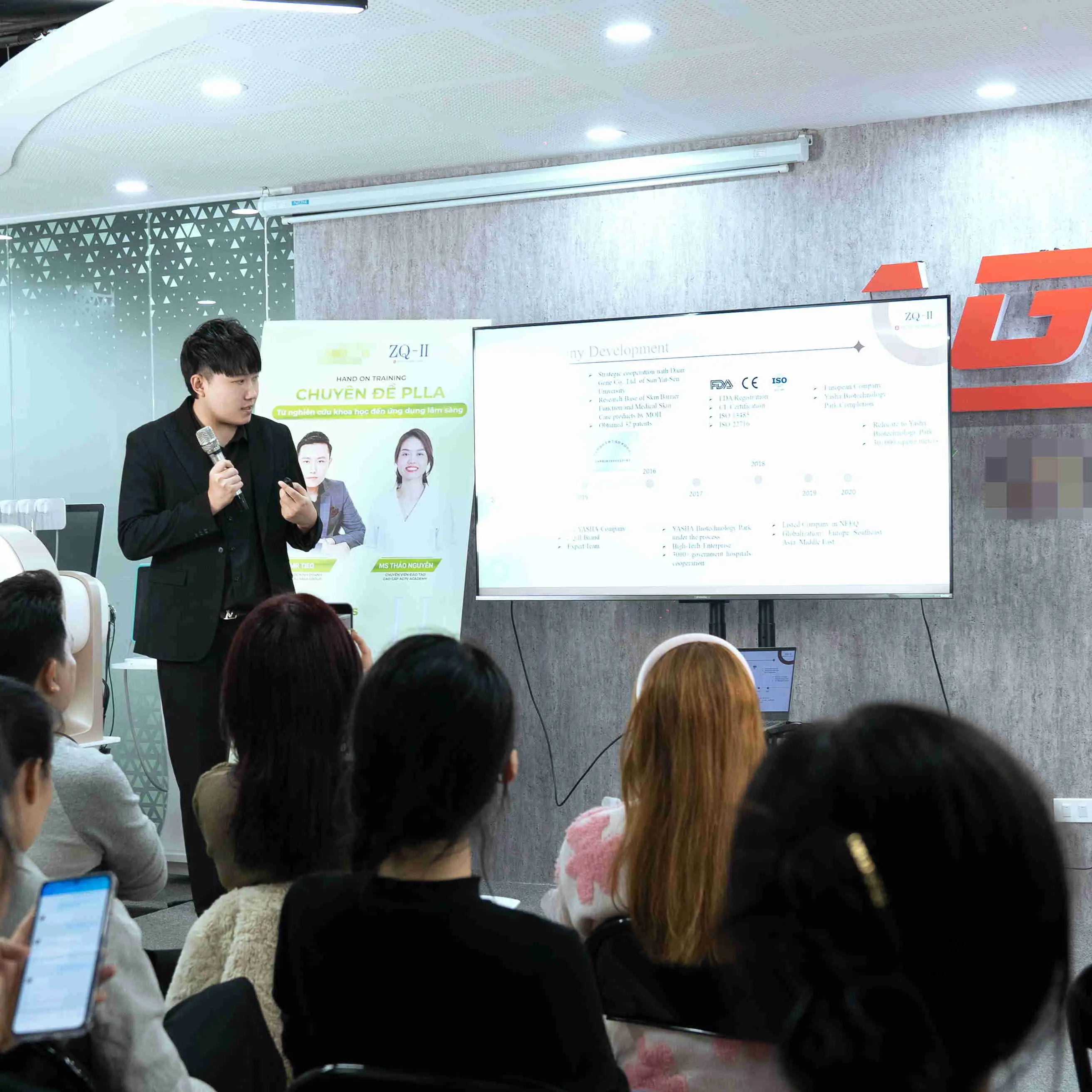 ZQ-II Akademikong Exchange sa Vietnam